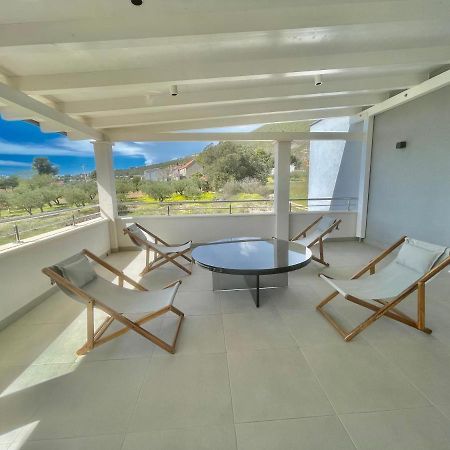 Villa Mila Kastela Kaštel Novi Exteriör bild