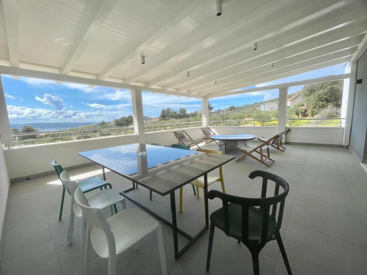 Villa Mila Kastela Kaštel Novi Exteriör bild