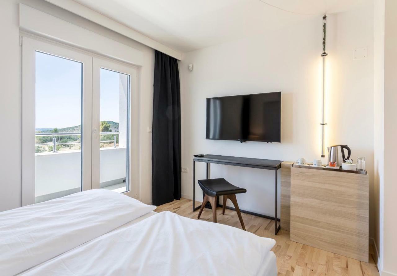 Villa Mila Kastela Kaštel Novi Exteriör bild