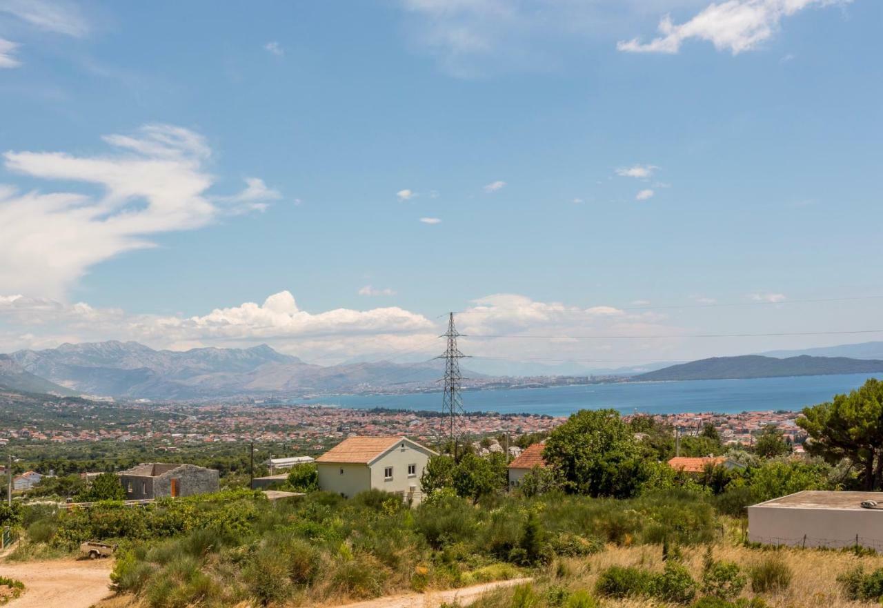 Villa Mila Kastela Kaštel Novi Exteriör bild