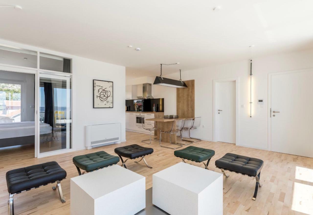 Villa Mila Kastela Kaštel Novi Exteriör bild