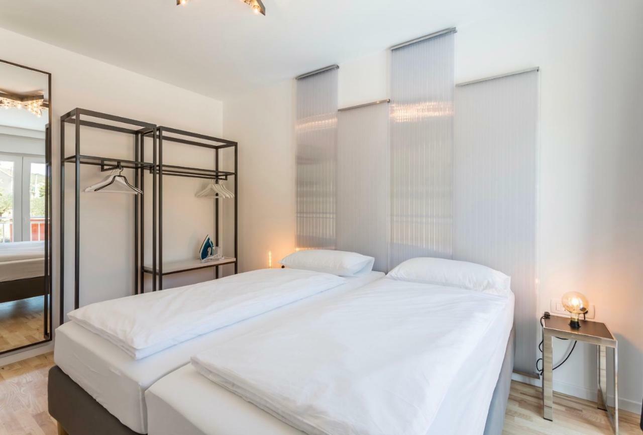 Villa Mila Kastela Kaštel Novi Exteriör bild